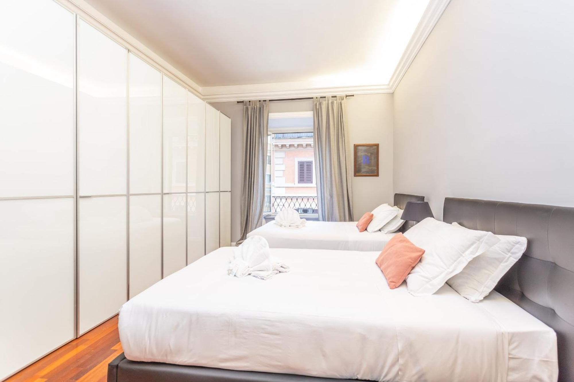 Apartment The Vatican Dream 3bdr *
